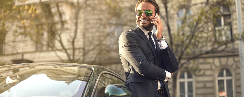 Chauffeur de voiture de fonction 