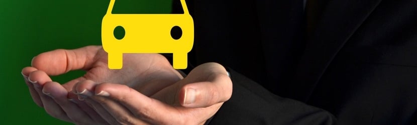  Un homme avec l'icone d'une voiture