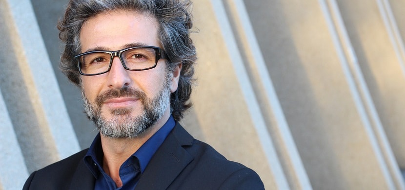 Portrait d'un entrepreneur chef d'entreprise d'une franchise