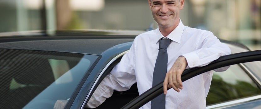  Chauffeur et sa voiture