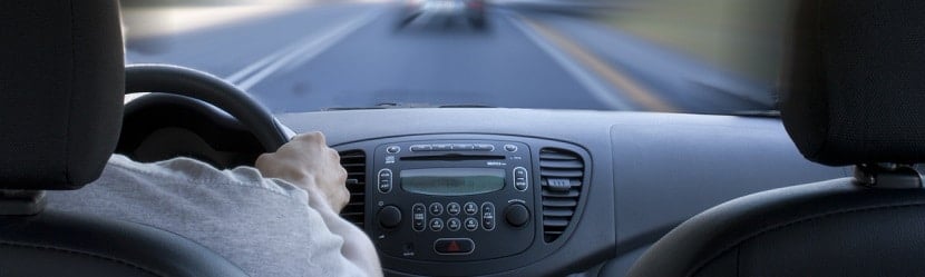  Conducteur au volant