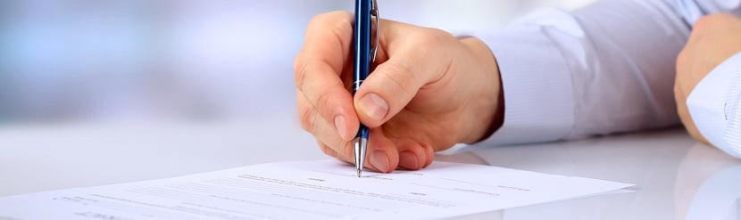 Signer à La Place De Quelqu'un Sanction