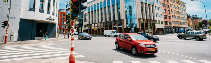 intersection routière au Luxembourg 