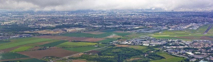 Vue aérienne de la banlieue de Paris